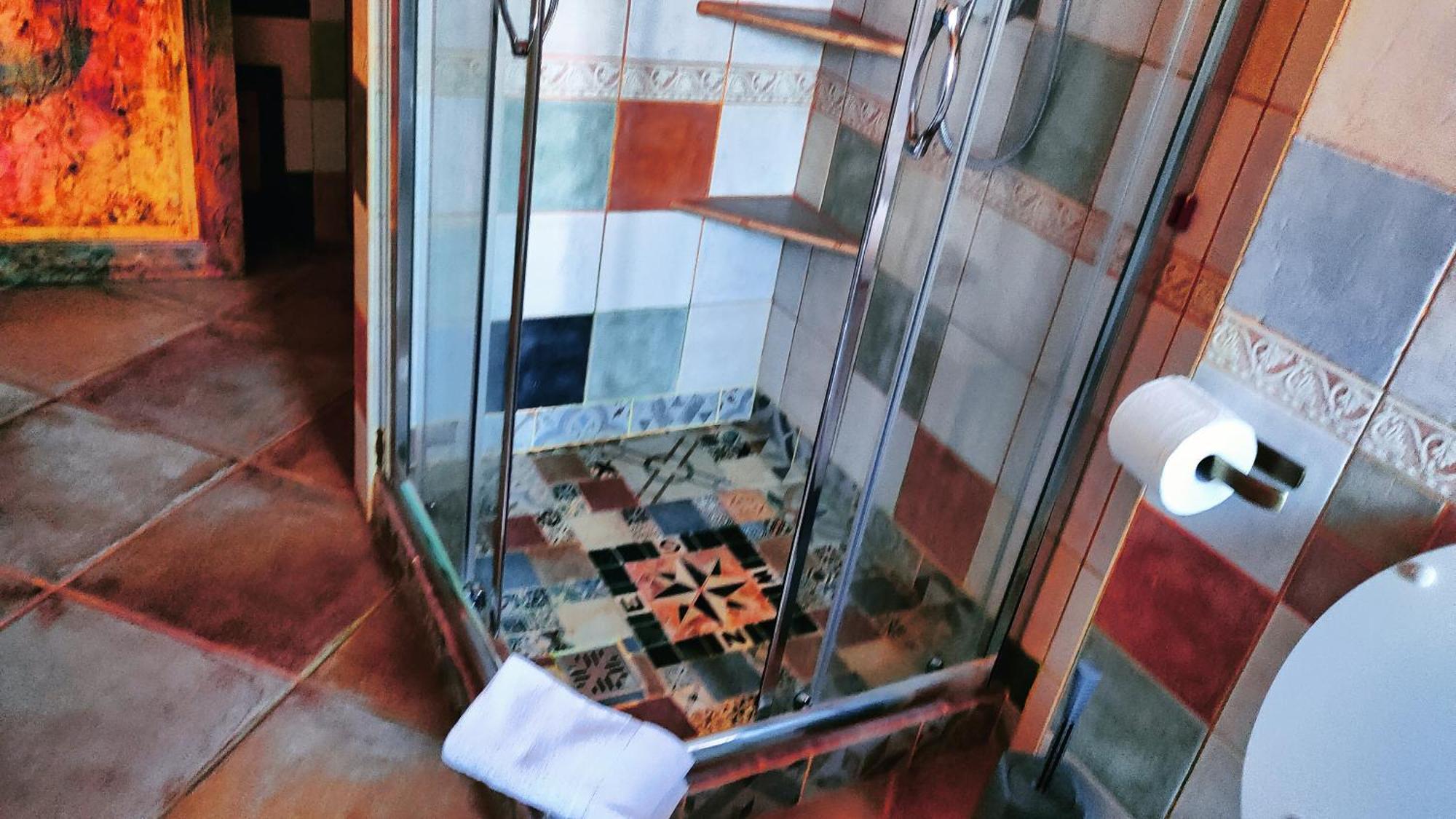 טאולאדה Casa Gaudi - House & Rooms מראה חיצוני תמונה